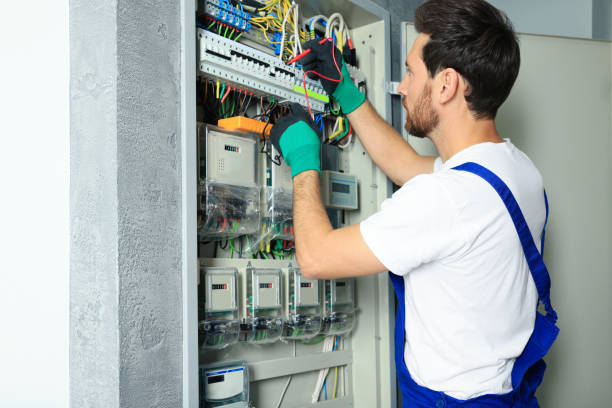 Best Electrical Outlet Repair  in East Chicago, IN